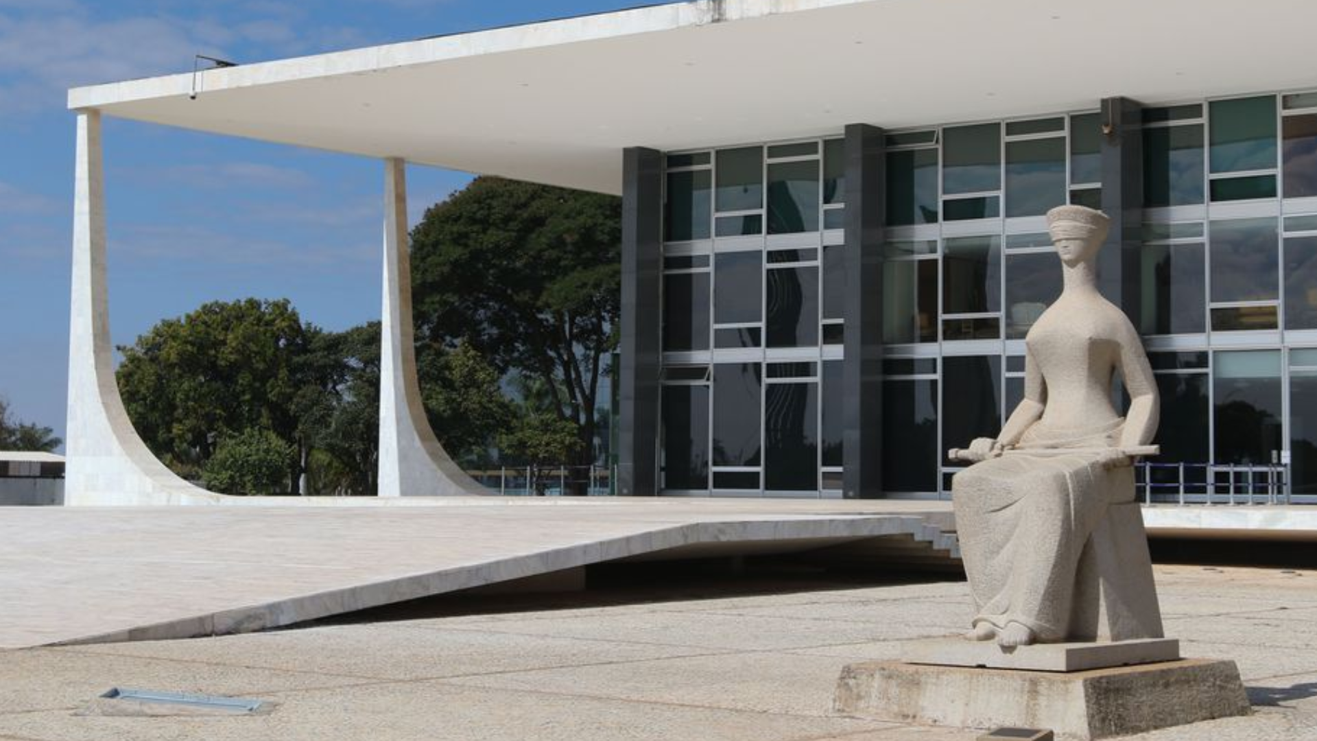 ADEPOL - Adepol Debate: candidatos da categoria apresentam propostas para  os colegas